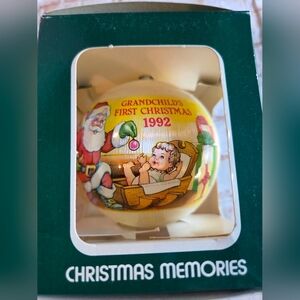 Christmas Memories Collection Grandchild's First Christmas 1992 Ornament